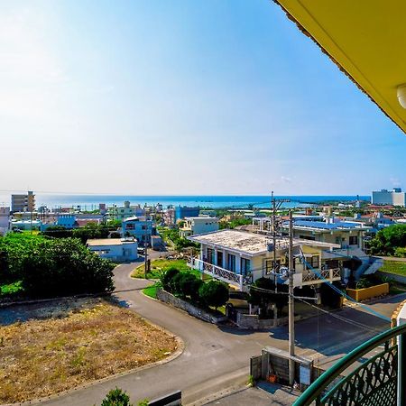 יומיטאן Hotel Sunset Zanpa מראה חיצוני תמונה